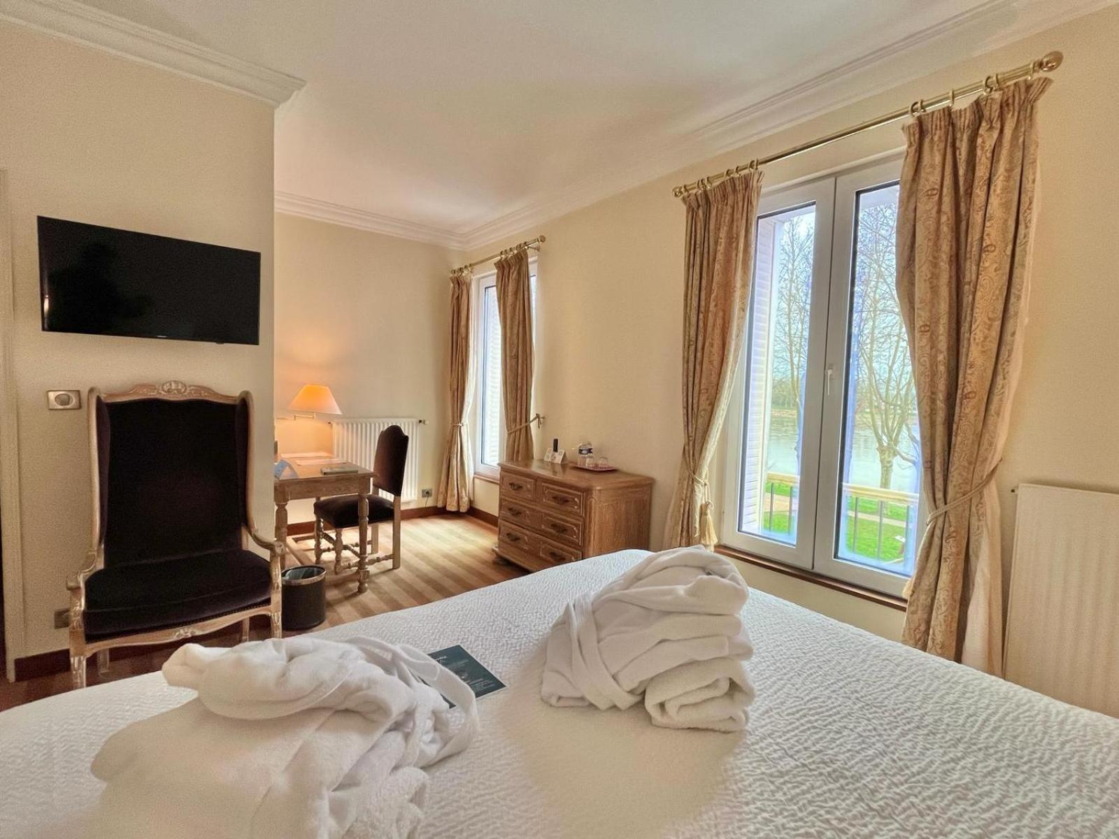 Logis Hotel Le Rivage ジアン エクステリア 写真