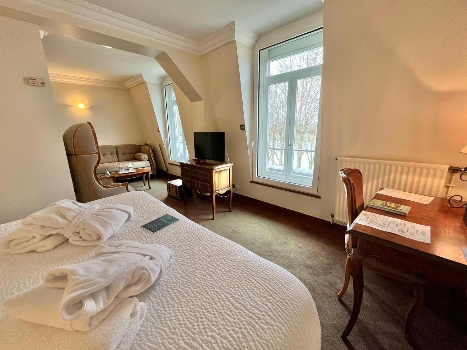 Logis Hotel Le Rivage ジアン エクステリア 写真