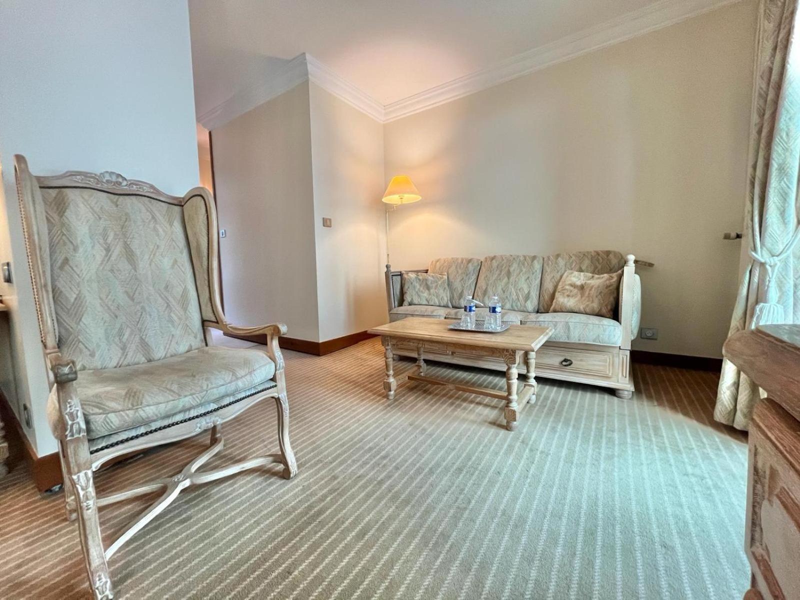 Logis Hotel Le Rivage ジアン エクステリア 写真