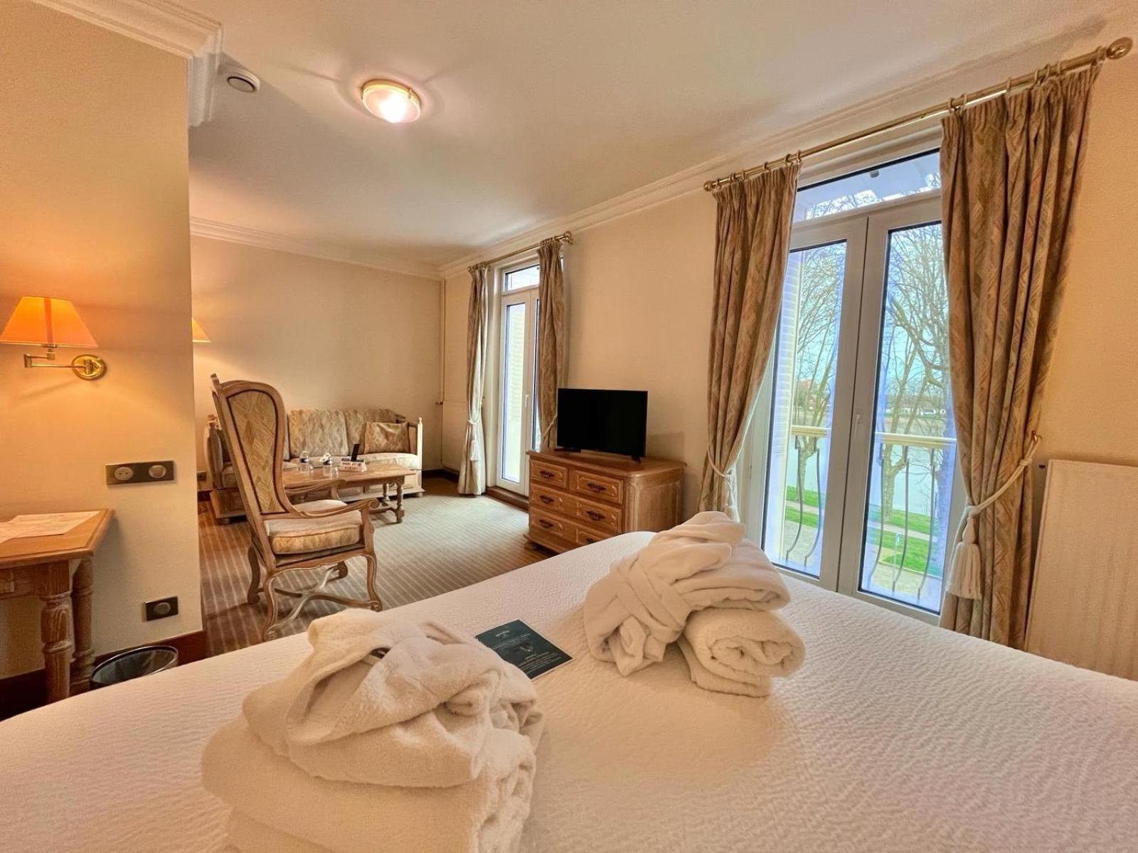 Logis Hotel Le Rivage ジアン エクステリア 写真